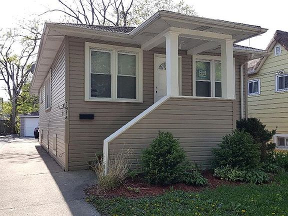 3rd image of 1914 S 17th Ave