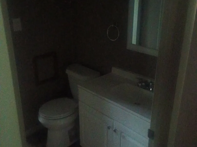 107 Grant 446 — Photo 81