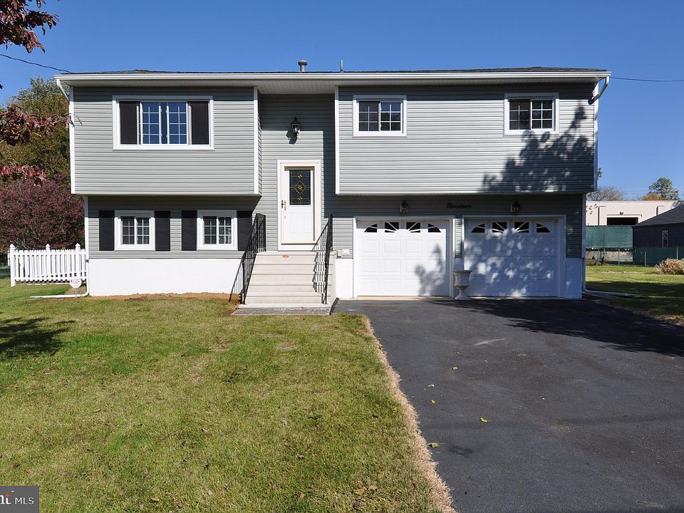 1st image of 19 Seeley Dr