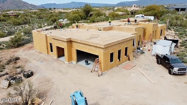 1st image of 33202 N 82nd Street