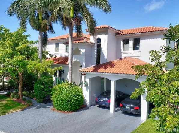 270 Ridgewood Rd, Key Biscayne, FL 33149