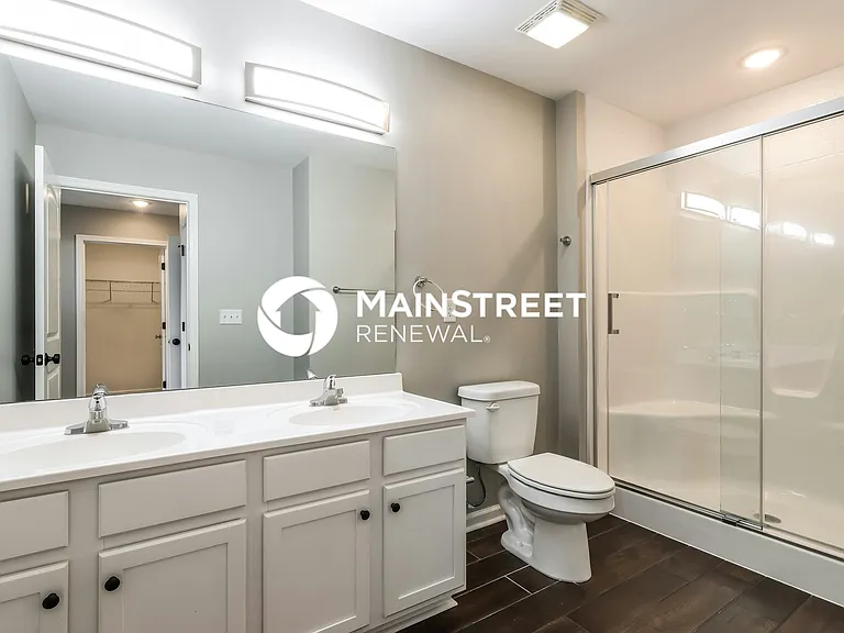 Main Bathroom