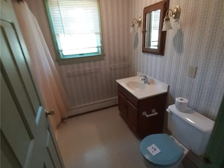 1028 E Main St — Photo 12