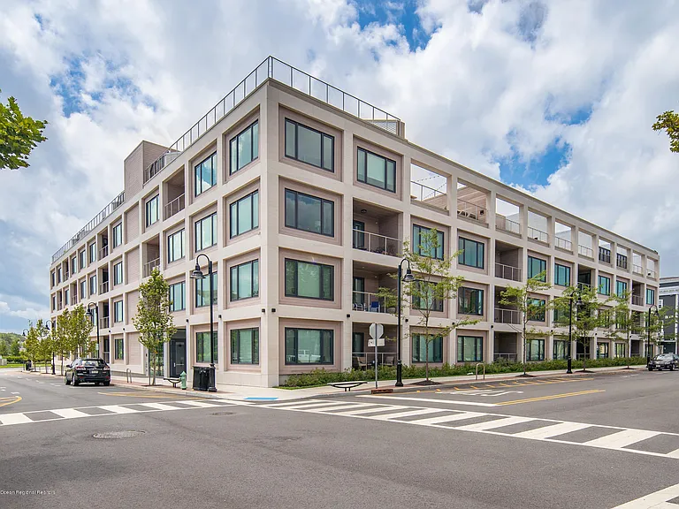 601 Heck St #207 — Photo 28