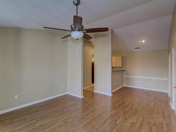 5th image of 188 Midland Pkwy APT 221