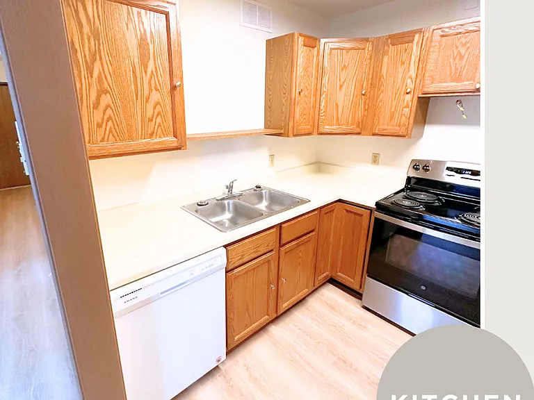 410 Talbott St — Photo 2
