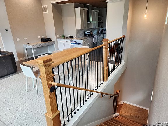 5th image of 2225 Colleen Drive
