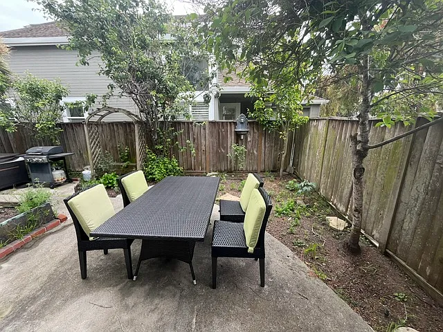 2 Sandpoint Dr — Photo 10