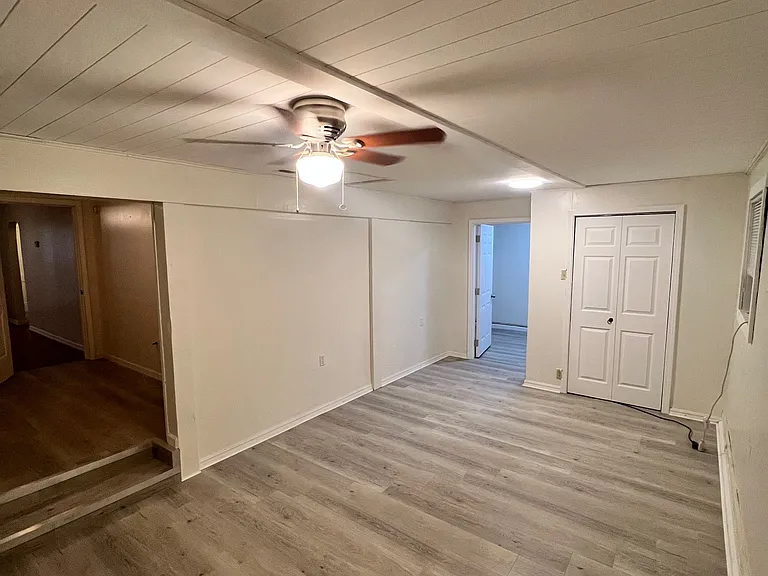 112 Rose Ave — Photo 10