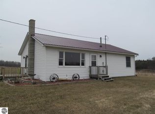 16846 18 Mile Rd, Leroy, MI 49655