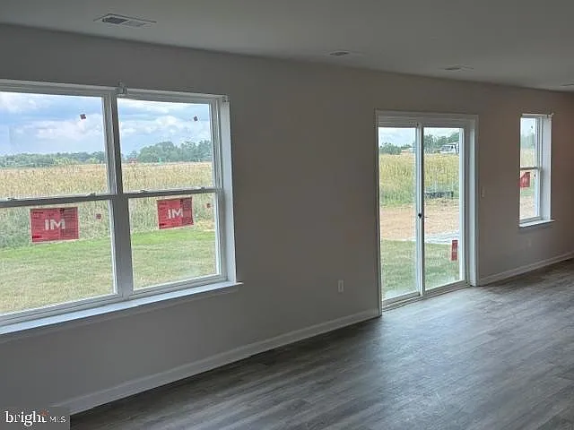4 bed, 2.5 bath, 2000 sqft, $2,695 — Photo 4