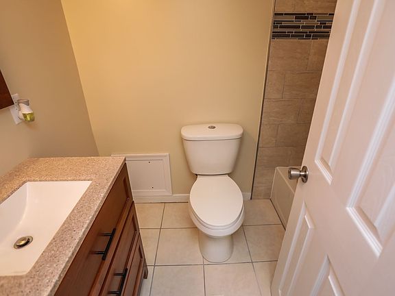 5th image of 6104 Belrun Ct
