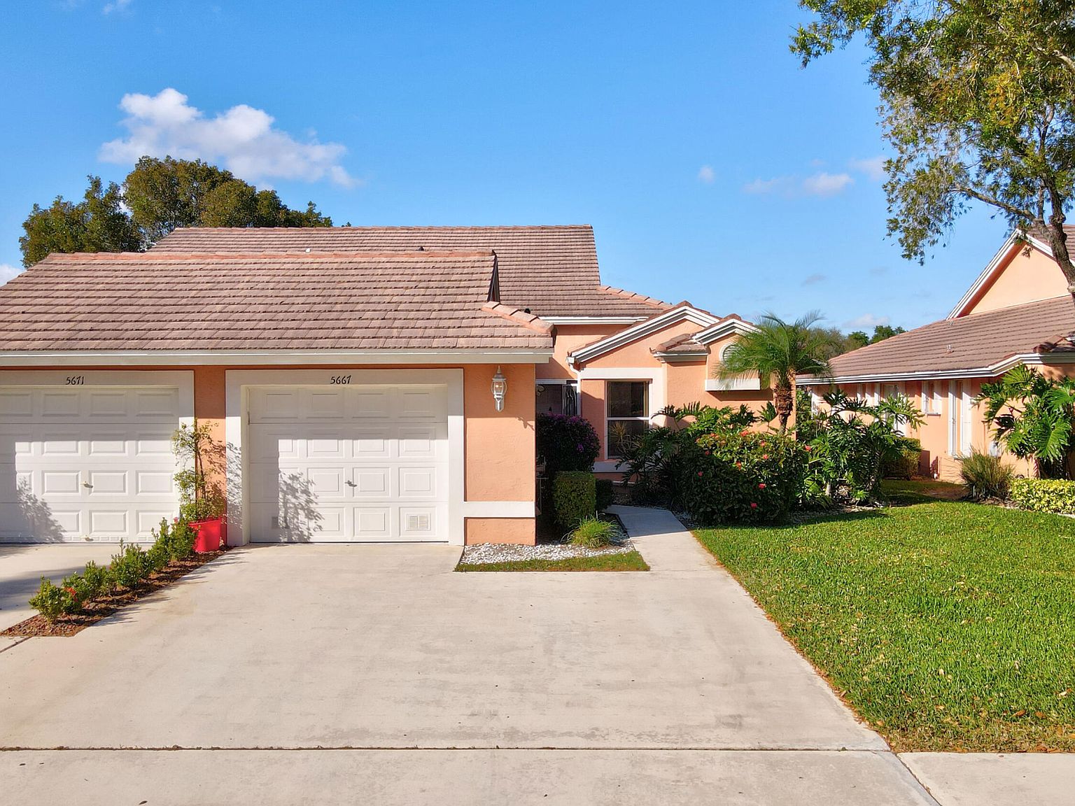 5667 Royal Lake Cir, Boynton Beach, FL 33437 Zillow