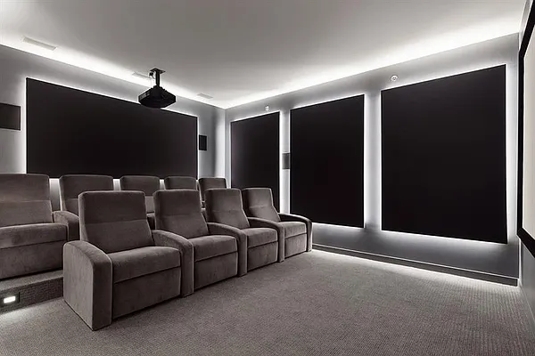 Rented by Hooli Homes New York Inc | media 35