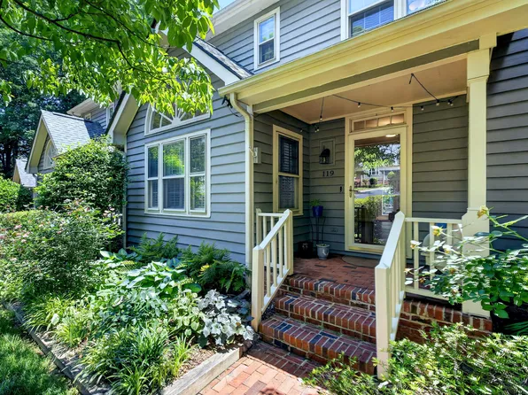 119 Loch Bend Ln, Cary, NC 27518