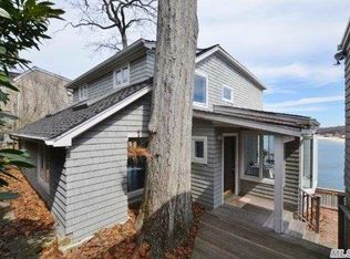 525 McKinley Ter, Centerport, NY 11721