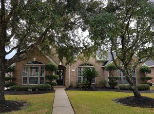 2442 Sullivan Ln, Dickinson, TX 77539