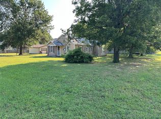 1209 S Powell Ave, Wagoner, OK 74467