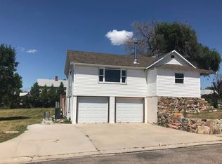 432 Copper Ave, Lusk, WY 82225