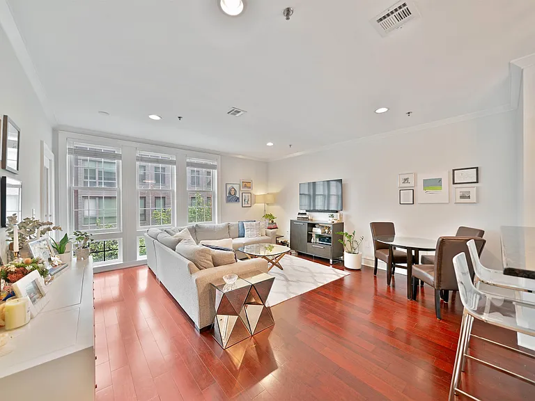 830 Monroe St #3G — Photo 4