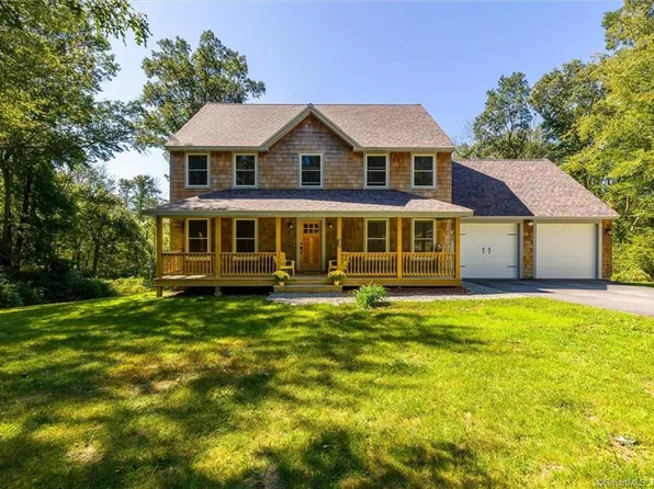 875 Ekonk Hill Road, Voluntown, CT 06384