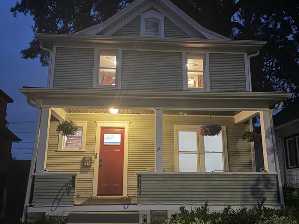 792 Smith Ave S, Saint Paul, MN 55107