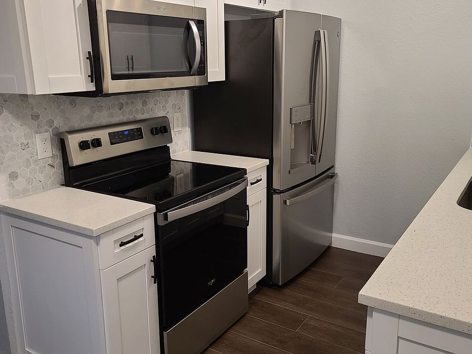 1st image of 402 11th St N #2B-1Ba-637Sqft