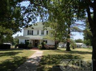 527 S Florida Ave, Columbus, KS 66725