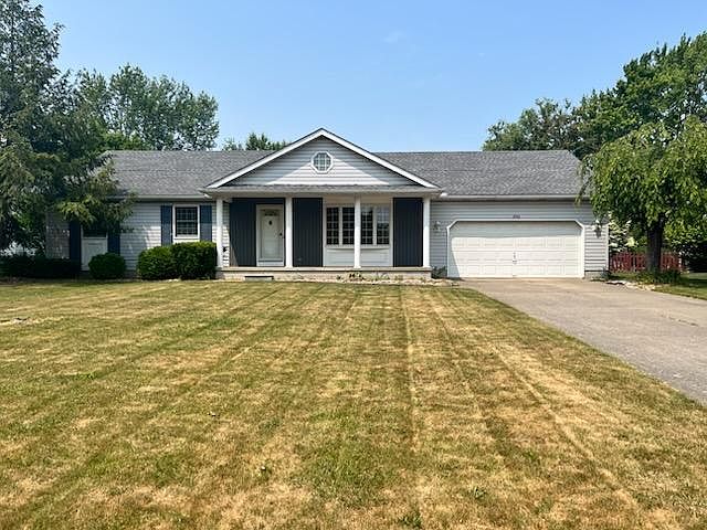 1st image of 570 Fieldstone Dr