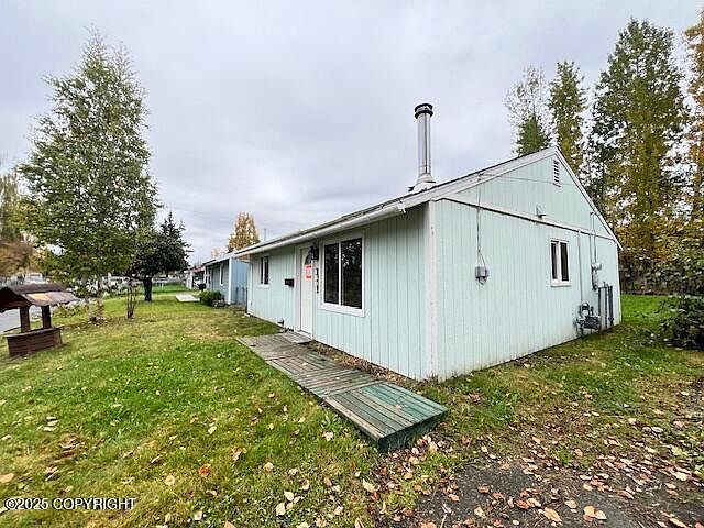 1st image of 1601 Elmendorf Dr