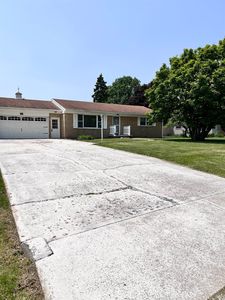 503 Laura Ln, Sweetser, IN, 46987