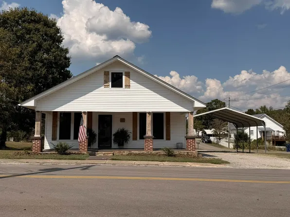 117 E Songer St, Waynesboro, TN 38485