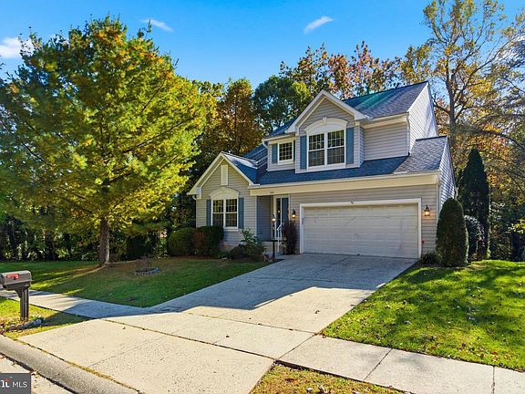 2nd image of 395 Enfield Rd