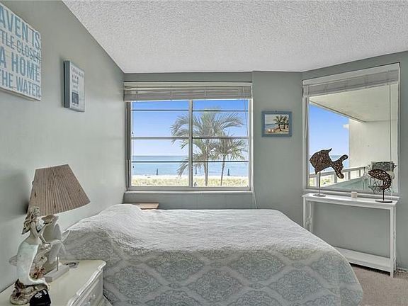 4th image of 3600 Galt Ocean Dr APT 1E