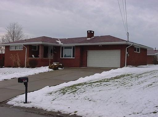 1st image of 930 Saralyn Dr