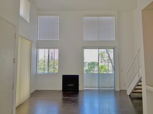 1727 Glendon Ave #208, Los Angeles, CA 90024