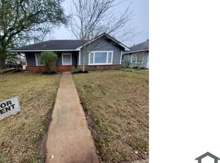 1003 W 7th St, Freeport, TX 77541