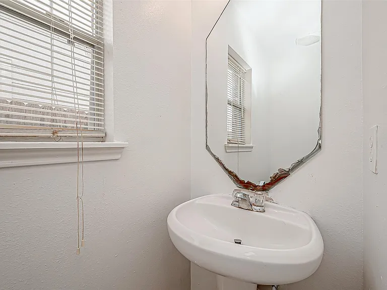 7127 Sedona Ct — Photo 22