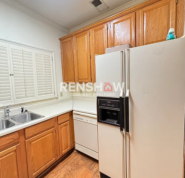 575 Southern Pl — Photo 6