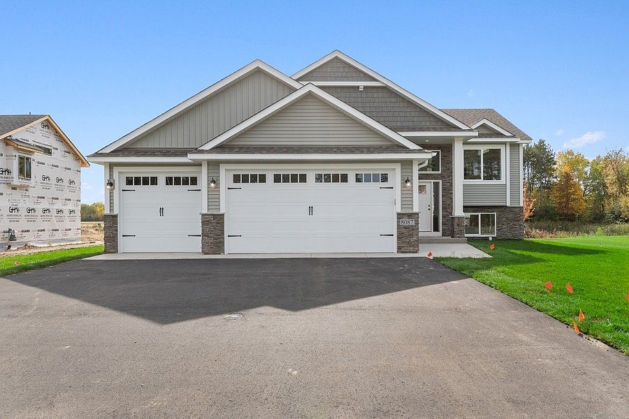 1st image of 8133 Hummingbird Ln #Yjxbx4
