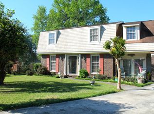 3 Charlyn Dr, Charleston, SC 29407