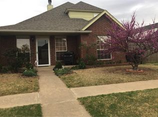 1004 SW 22nd St, Moore, OK 73170