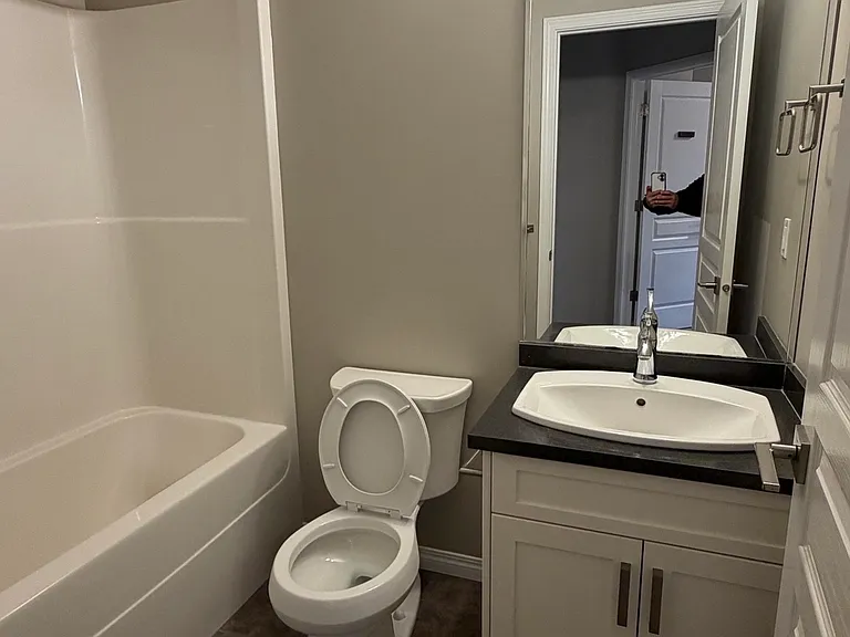 146 Palliser Ct — Photo 20