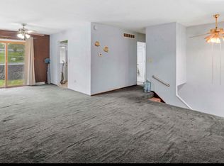 10619 Porter St, Crown Point, IN 46307