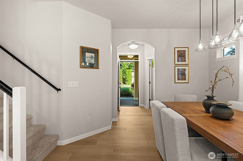 3rd image of 11220 Borgen Loop
