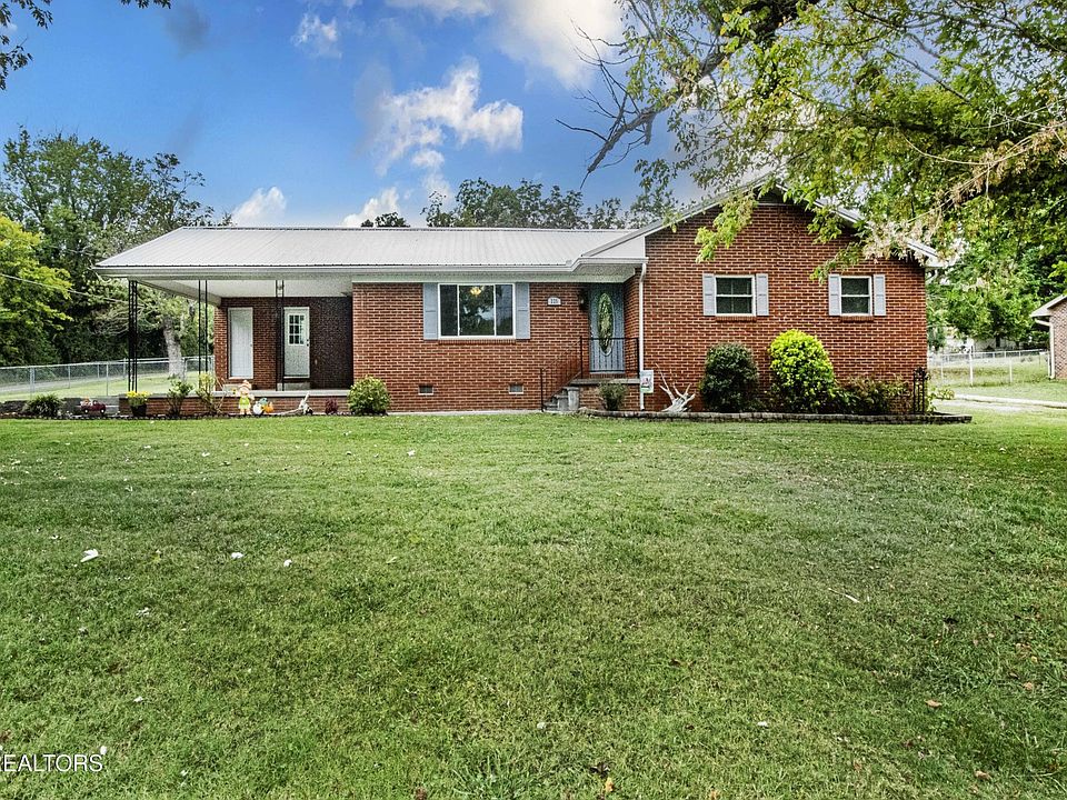 1st image of 225 Fairview School Cir