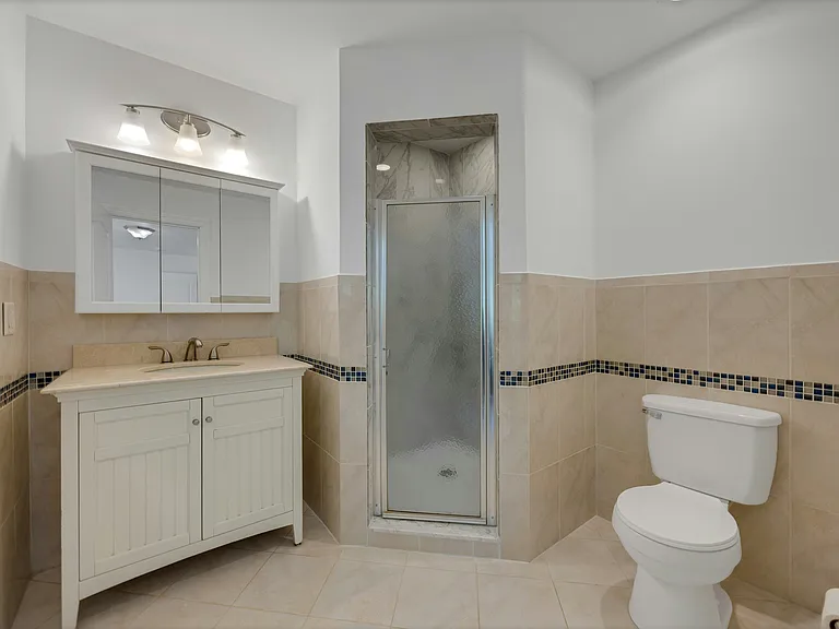 252 Mabel Pl — Photo 45