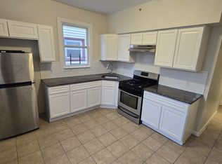 282 Halsted St #R2, East Orange, NJ