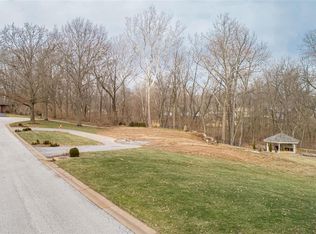 32 Muirfield Ln, Saint Louis, MO