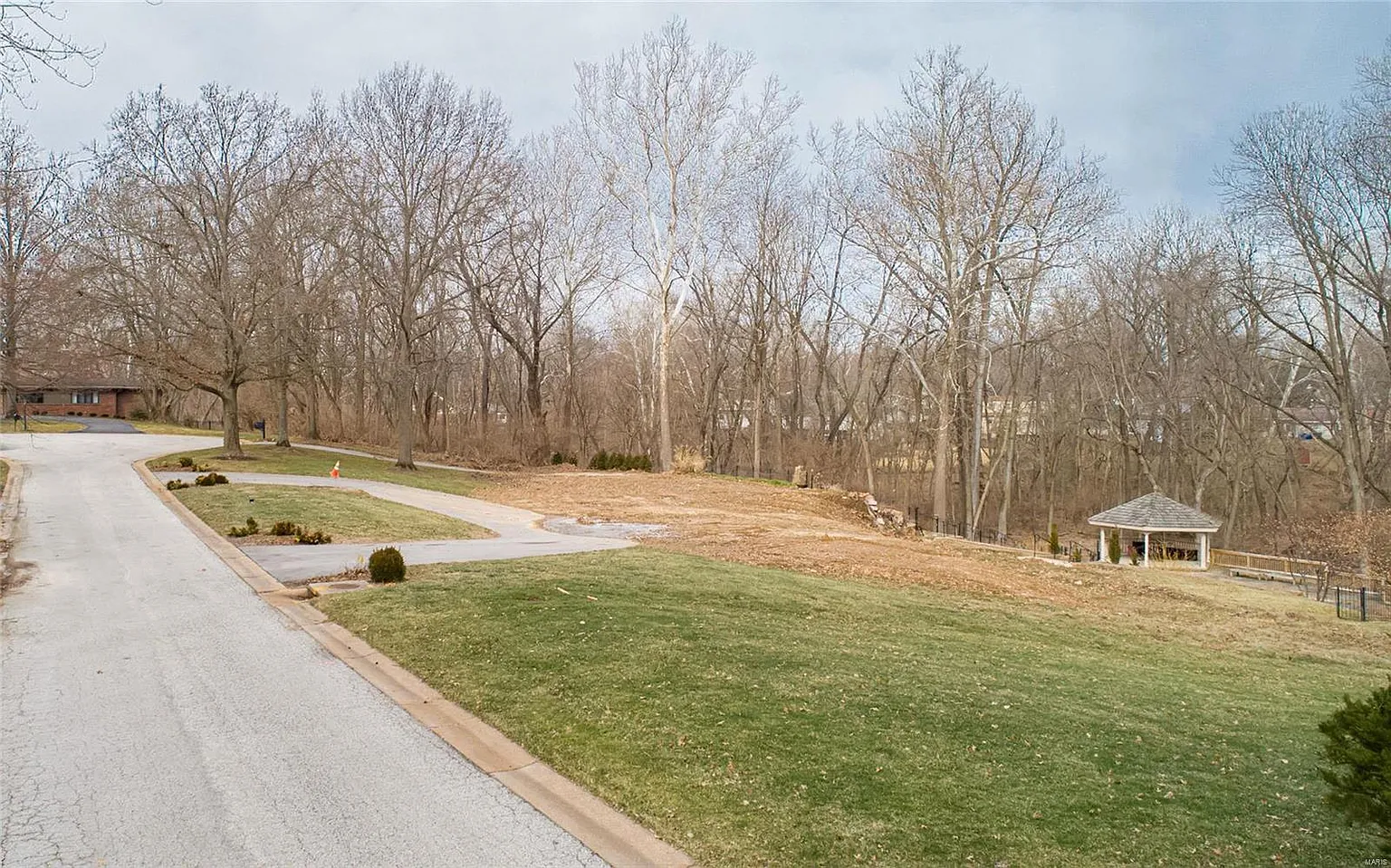 32 Muirfield Ln photo 1